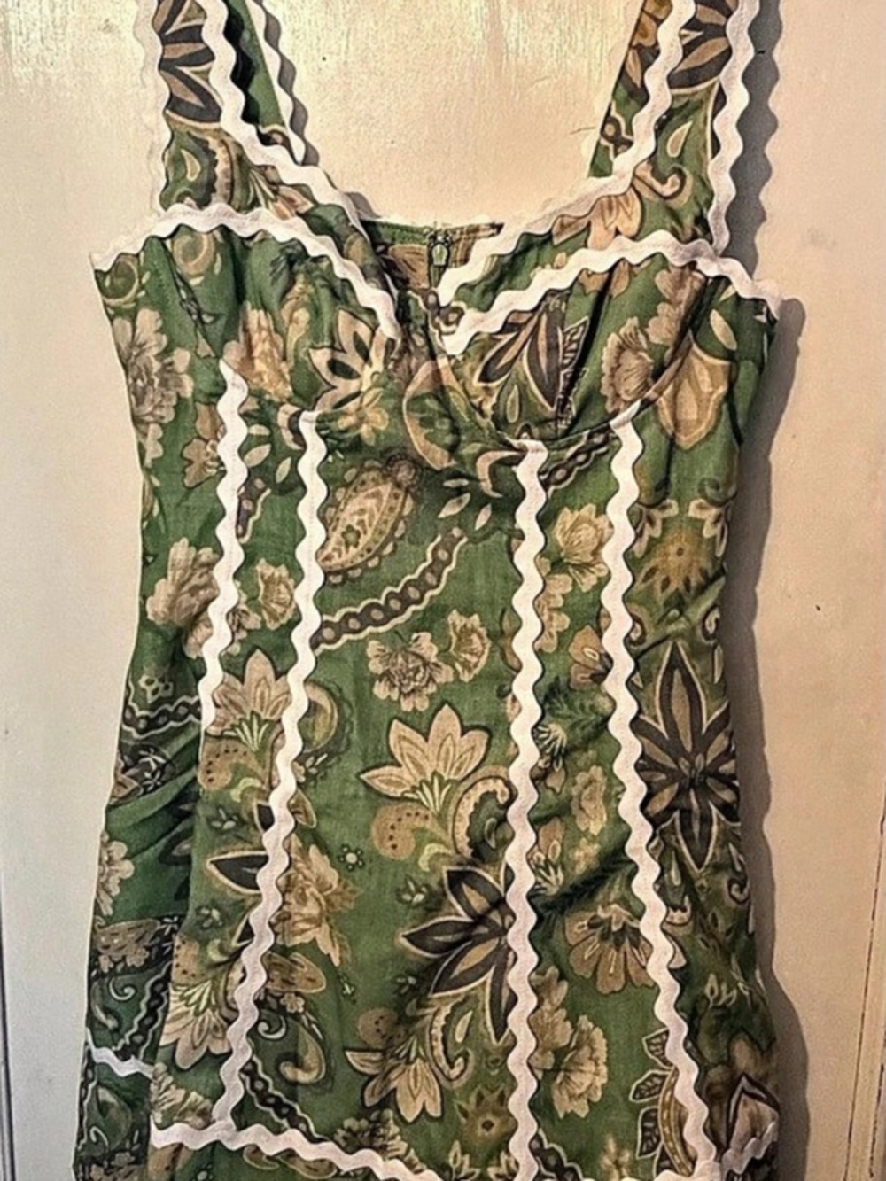 Micas Paisley Print Contrast Trim Sleeveless Mini Dress Green & White Small